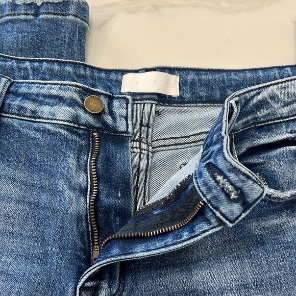 Distressed Wide Leg Jeans - Picture 2 of 6